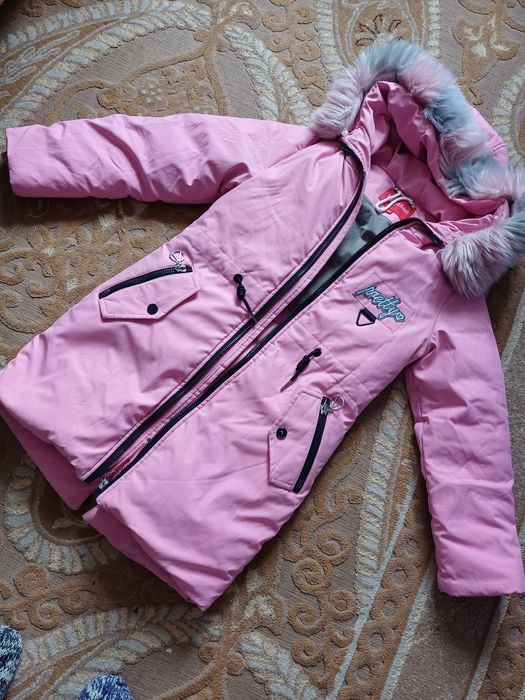 Продам зимний детскую куртку