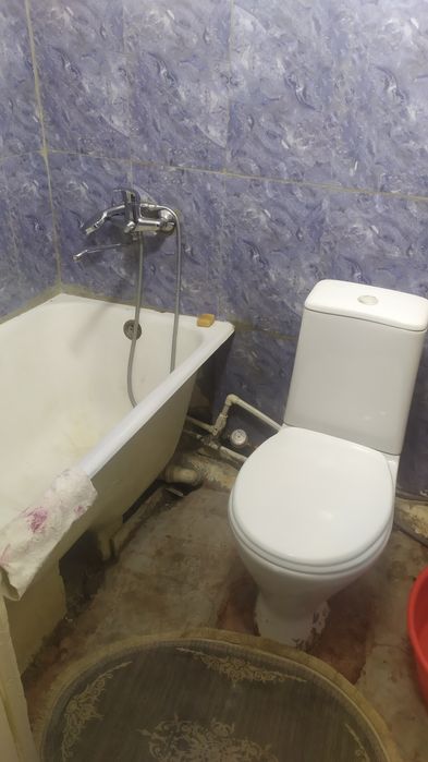 Бадамзар ориентир РОВД 1 хонали общежитие отдельный вход