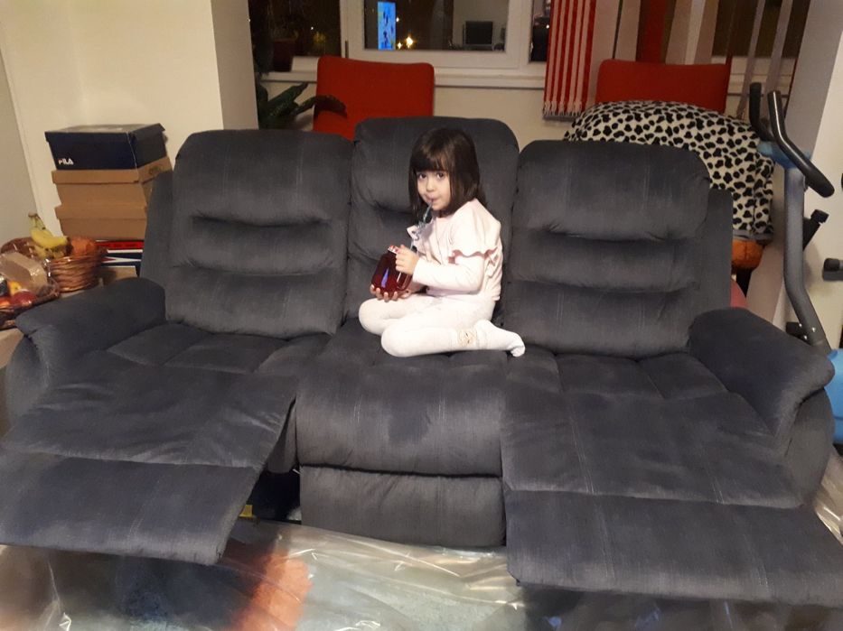 Canapea cu recliner Mobexpert