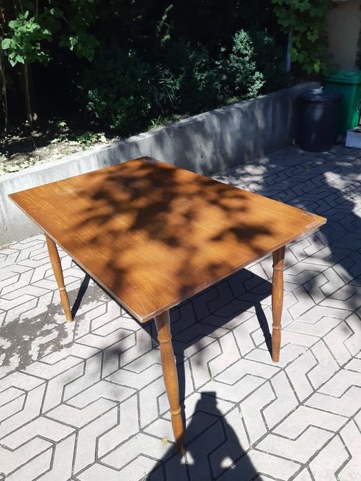 Стол кухонный 25000 тенге