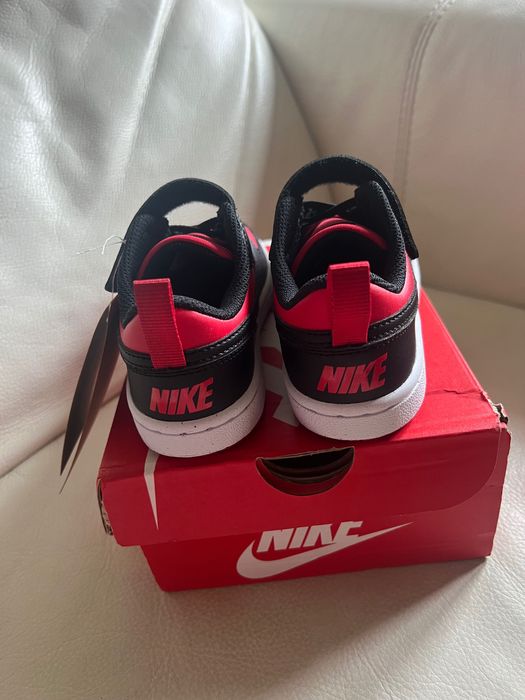 Nike маратонки за дете