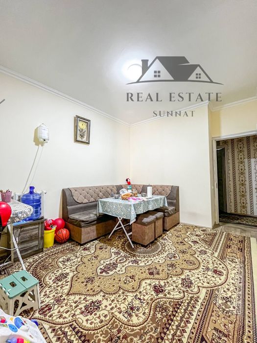 Максим Горький Остановка Художников 4х ком кв.80м2