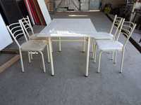 Кухонный стол с четырьмя стульями 870000