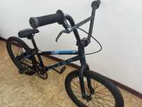 Трюковой велосипед BMX. Срочно!
