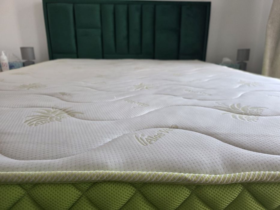 Vând saltea ortopedică 160×200