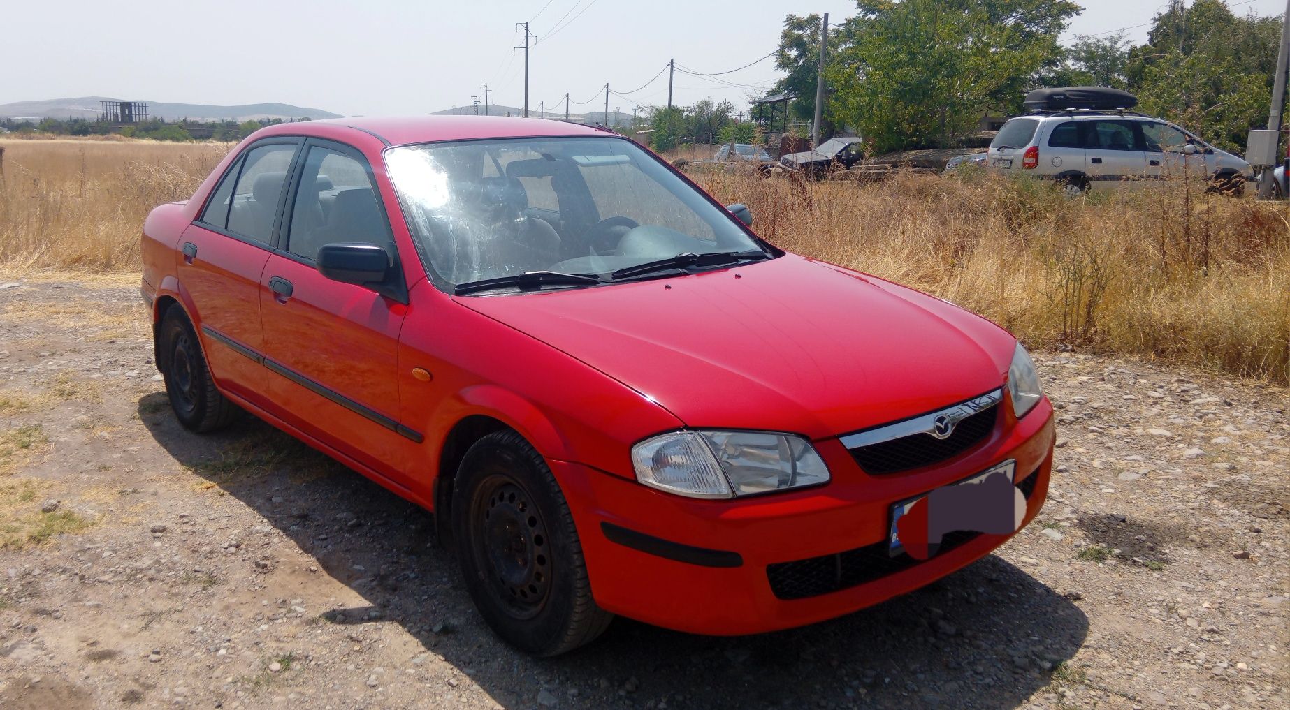 Mazda 323 2000кубика дизел