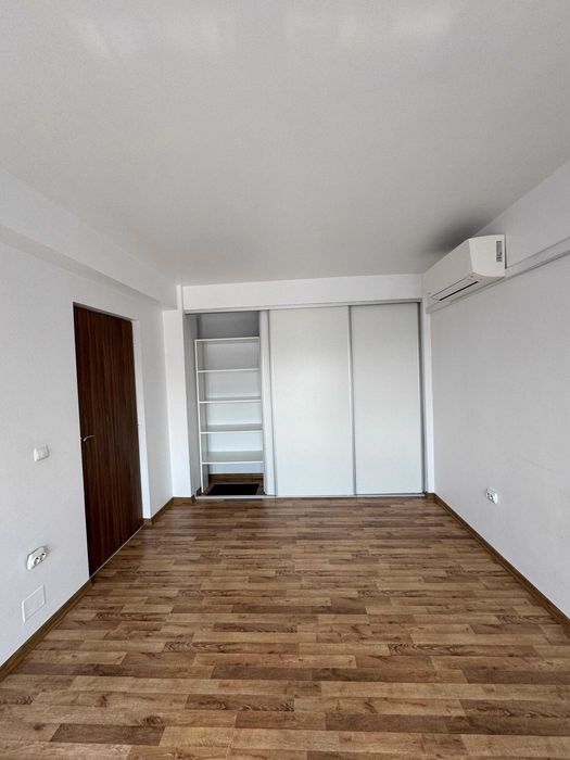 Apartament cu 1 camera 44mp, str Plopilor 27B + garaj 20mp (la nr. 27)