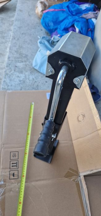 Picior sprijin remorca 5 tone import Italia preț 650 lei se poate trim