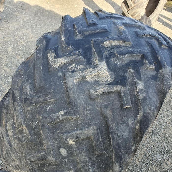 Cauciucuri 31x15.50-15  Alliance Anvelope Tractor cu GARANTIE