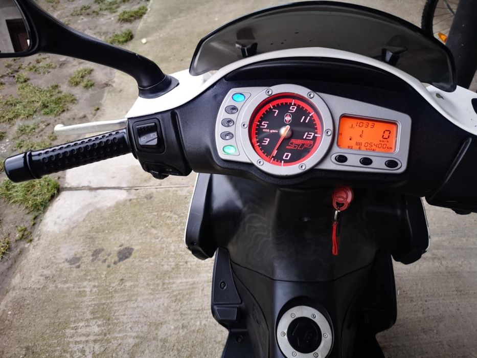 Gilera Runner Sp 50, motor 49cx, răcire apă , 5500km