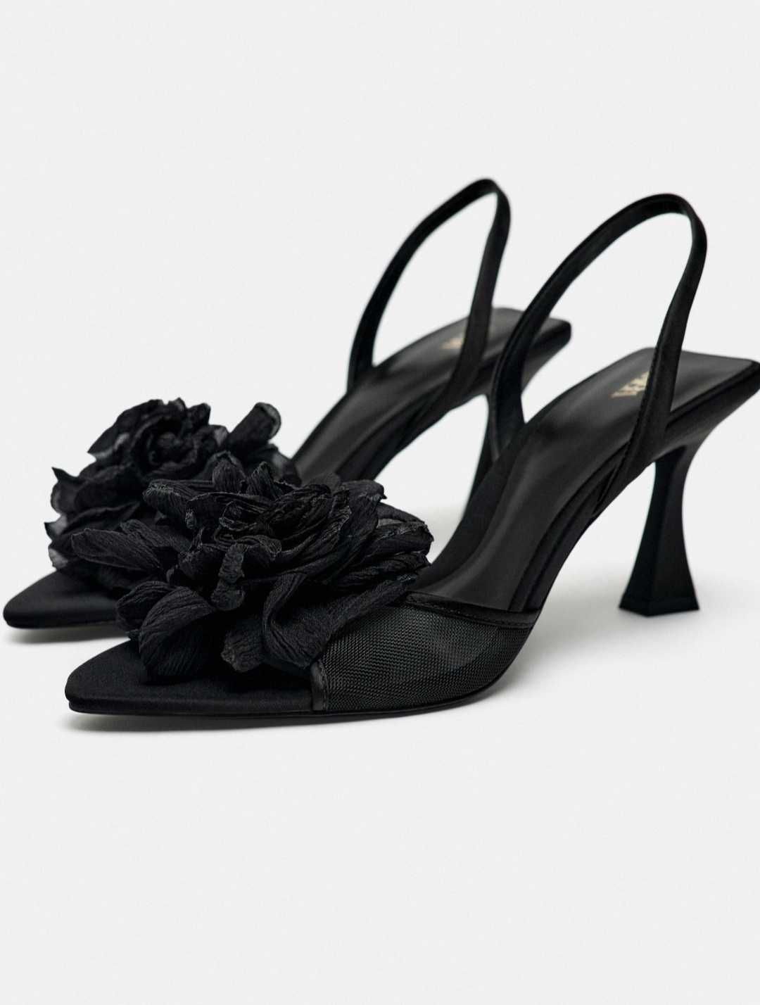 Zara sandale negre cu corsage trandafir negru