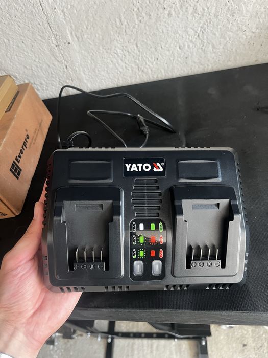Pistol spalat auto/moto cu presiune portabil pe baterie Yato