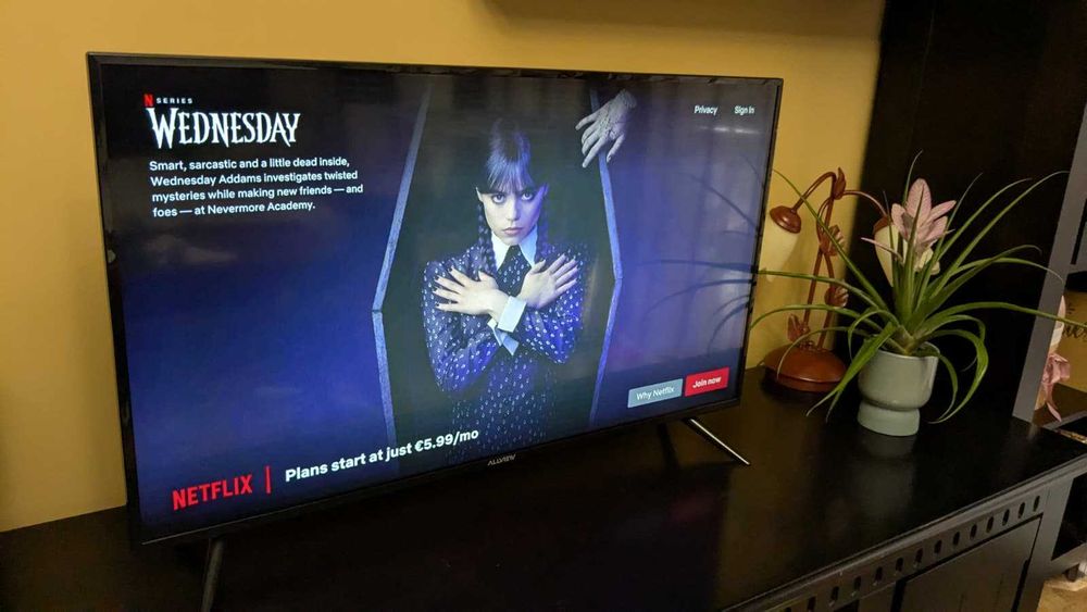 Smart TV Android, 105 cm, LED Full HD, Slim | YouTube, Netflix, HBO GO