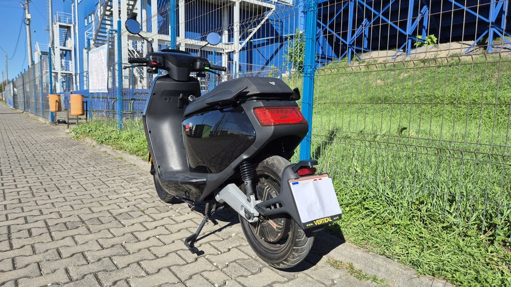 Scuter electric NIU MQI GT sport automat 125ccm
Motor BOSCH 3kW-puter