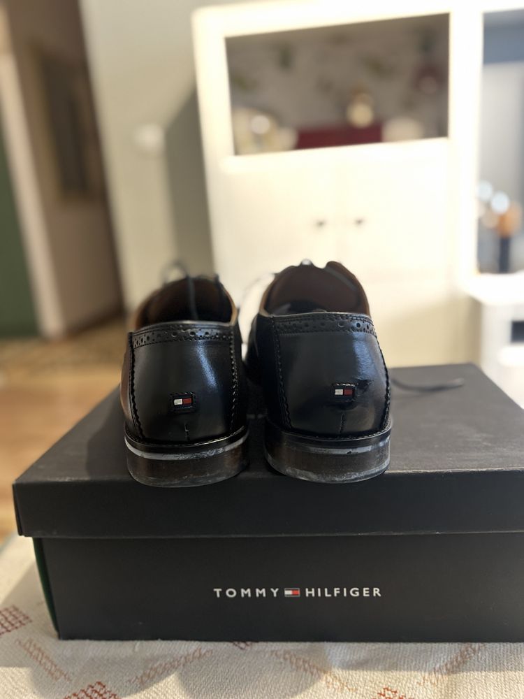 Официални мъжки обувки Tommy Hilfiger
