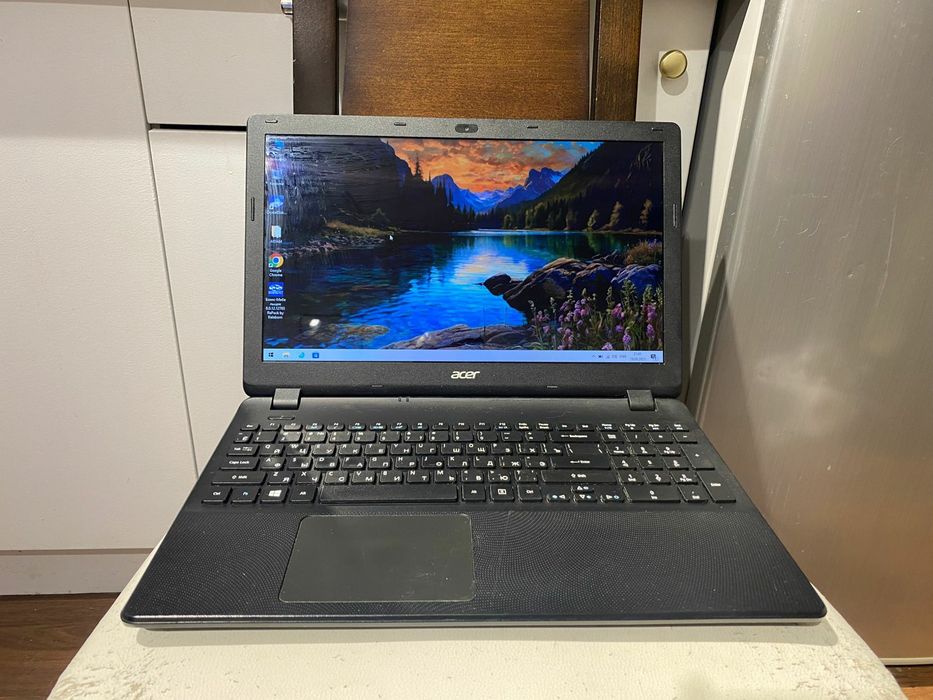 Шустрый Acer на intel core i3-5/OZU 8GB/диск SSD