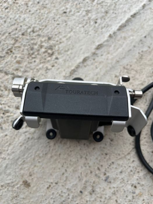 Garmin Zumo 660 + suport  Touratech