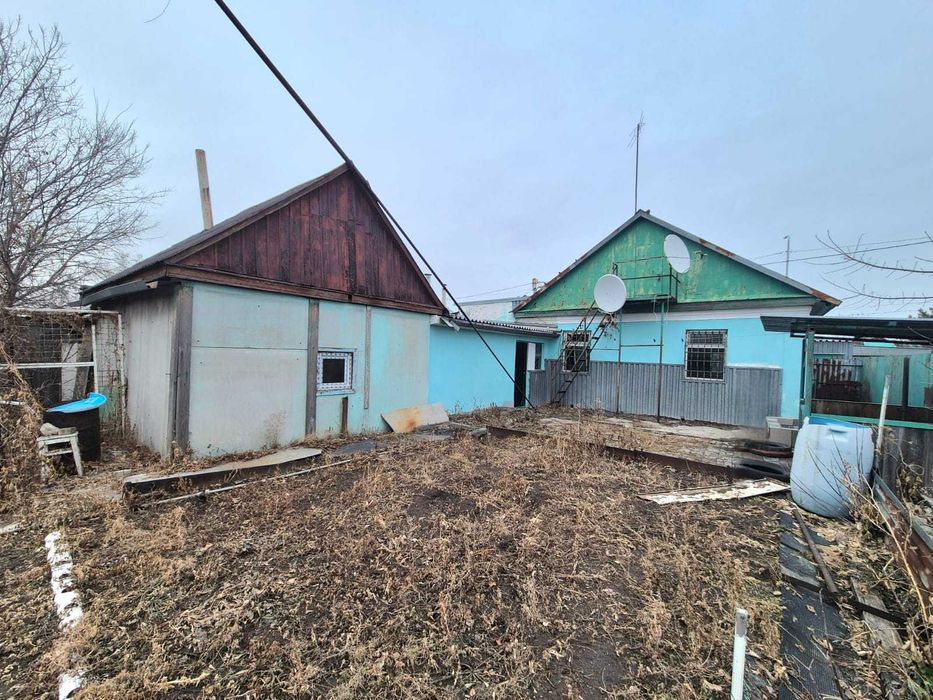 Продам 4 комн дом в соцгороде