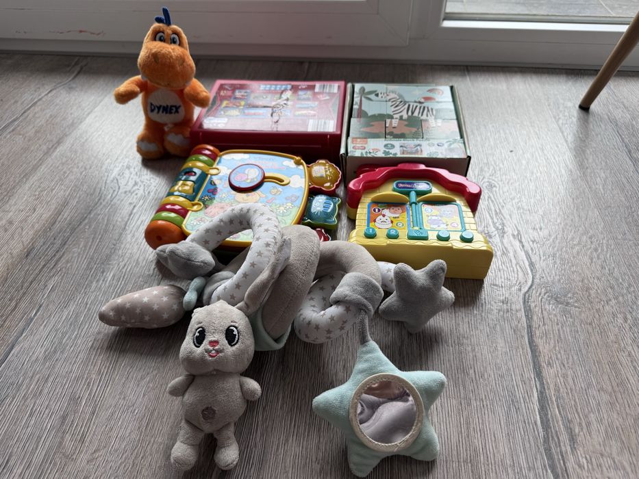 Lot jucarii bebe