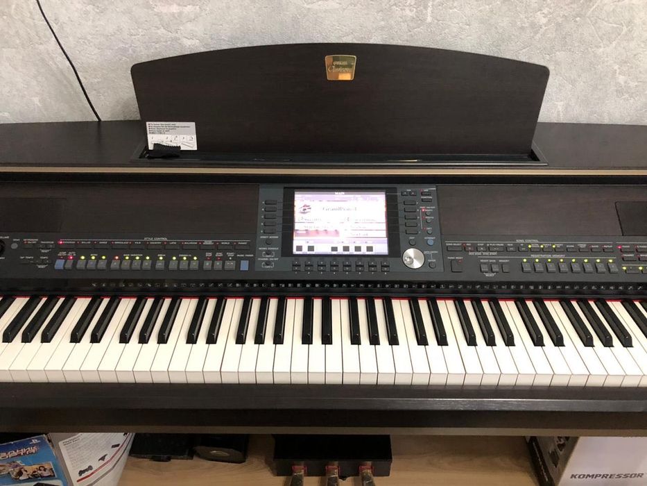 Пианино Yamaha Clavinova