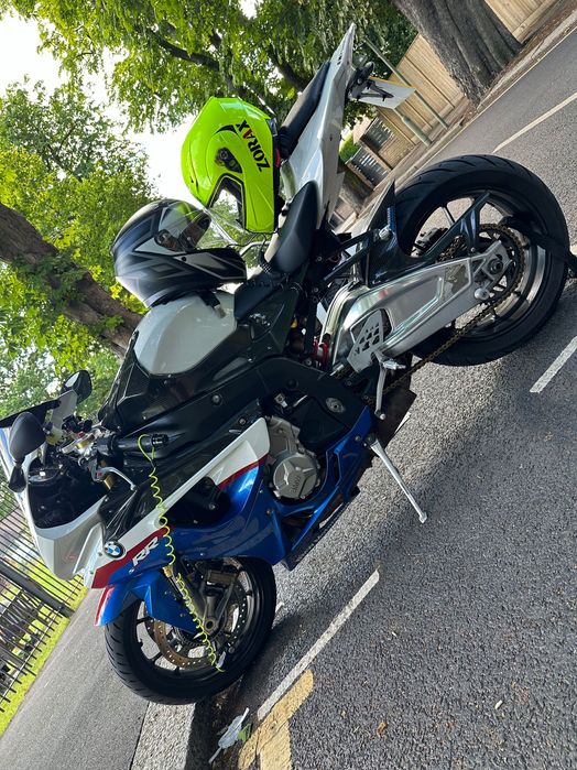BMW S1000 RR в перфектно състояние!