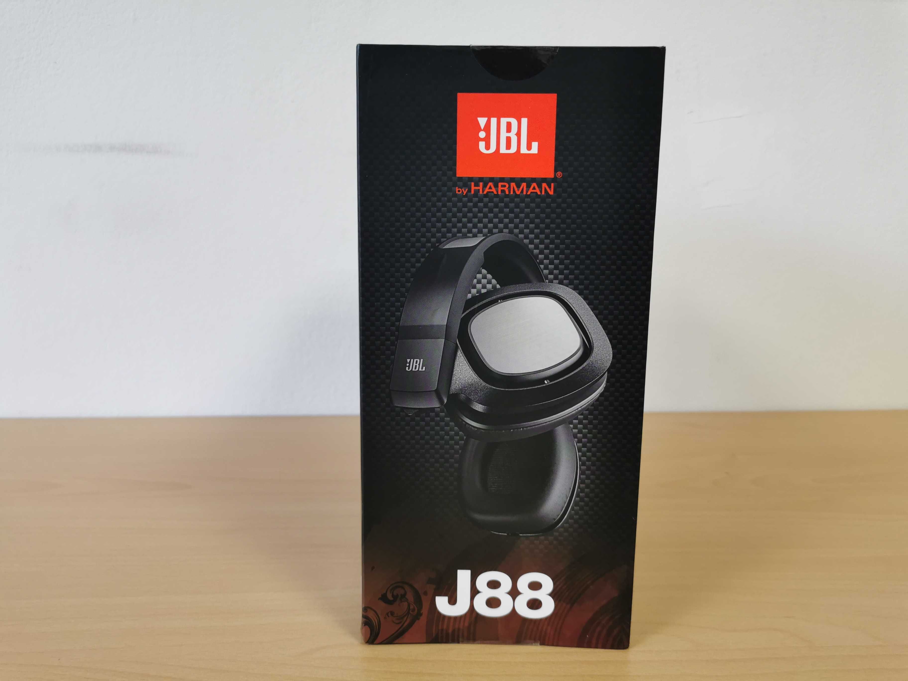 Нови JBL J88 слушалки намалени с 40% от 209.90 лв