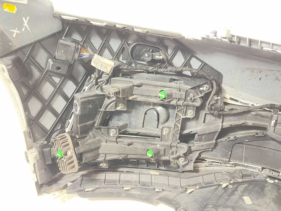 VW Passat B8 facelift електрик предна броня