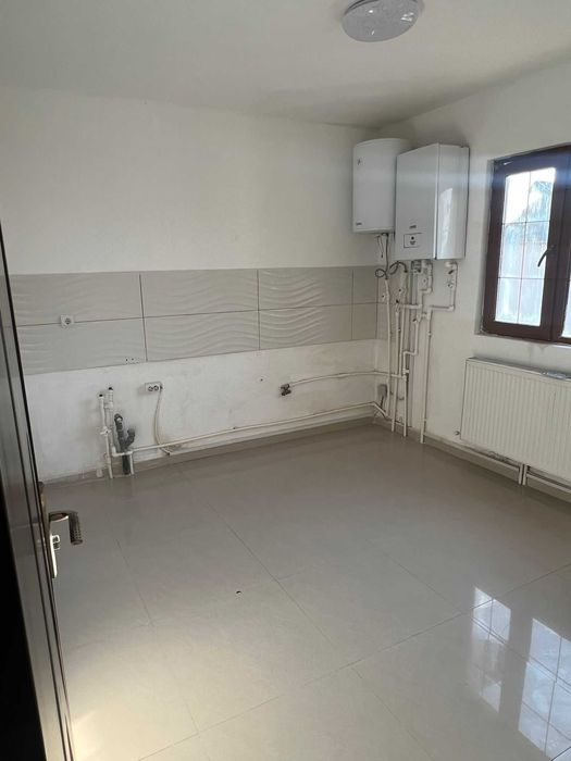 Pantelimon Ilfov,p+mansarda,5 camera,2 bai,comision 0%