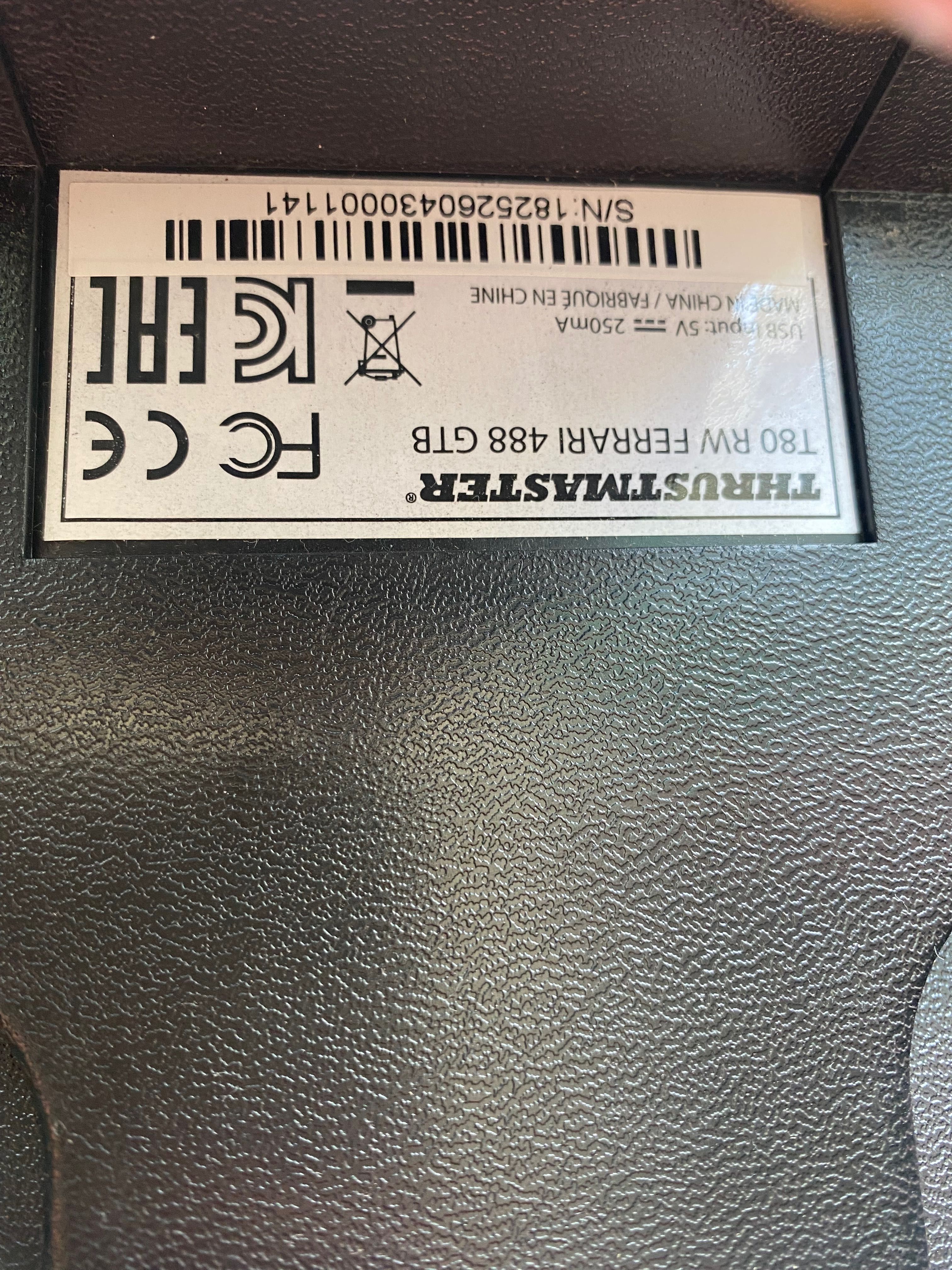 Продавам Волан thrustmaster T80 Ferrari 488