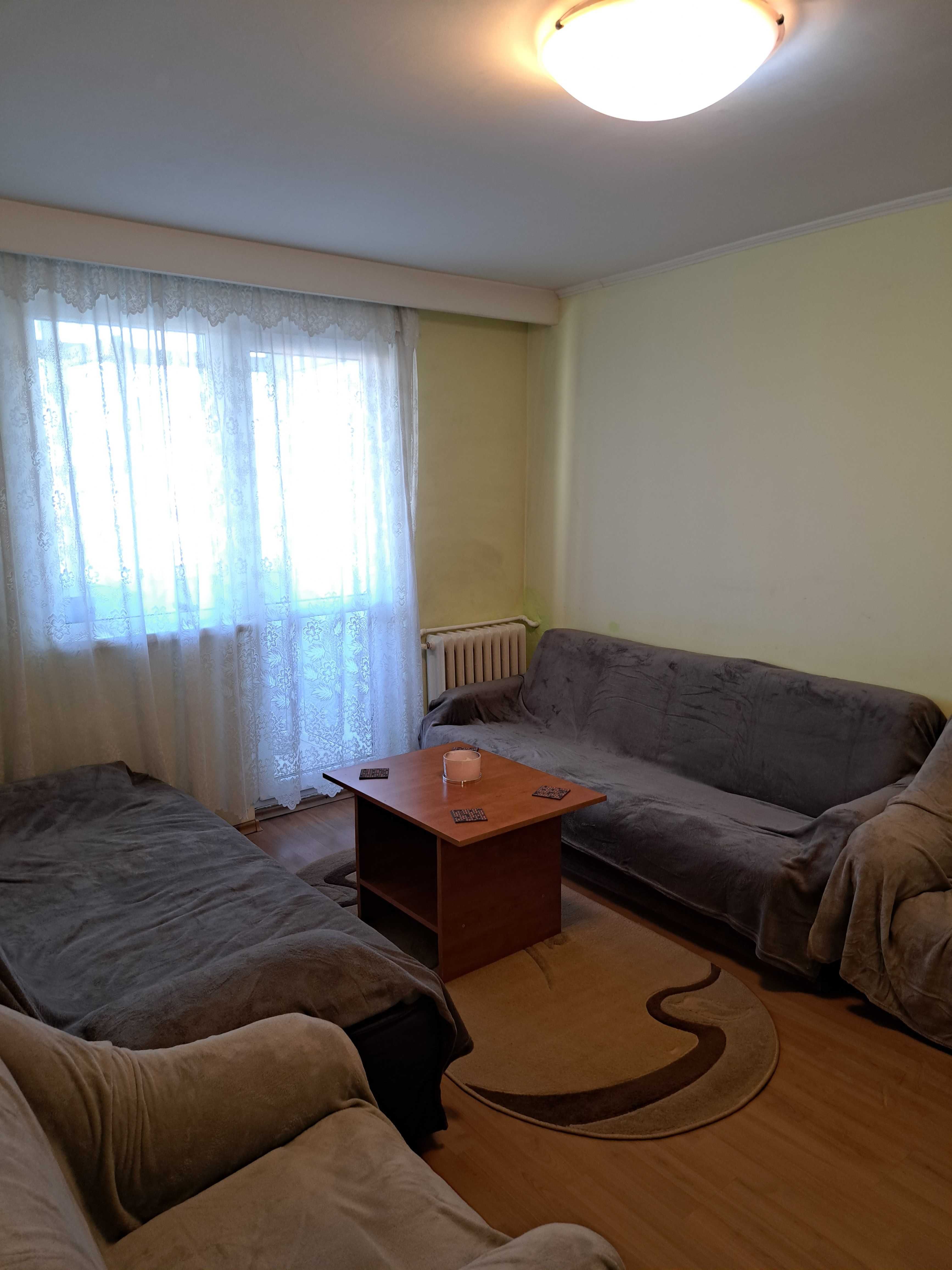 Inchiriez Ap. 2 camere, str. Luica// Termen lung