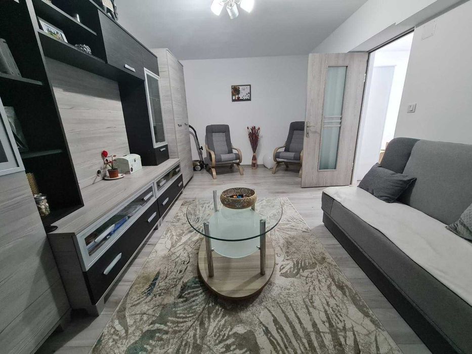 Apartament de inchiriat