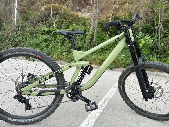 Downhill bike за спускане Cube two15 2023 + гаранция