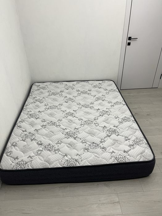 Новый мягкий матрас