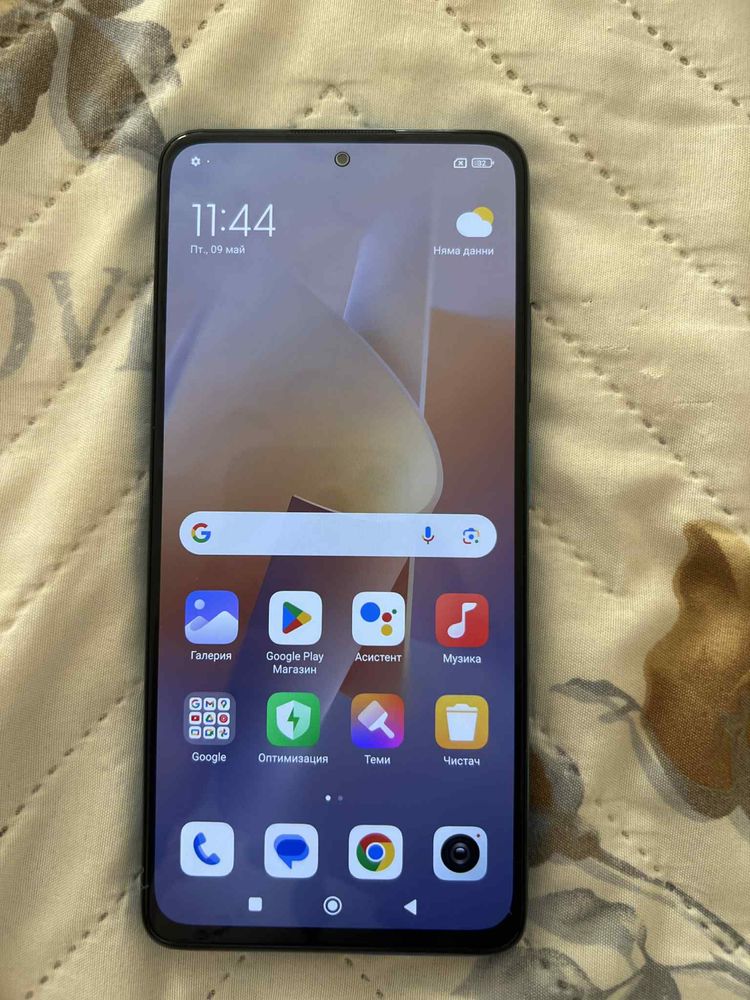 Продавам Redmi Note 12 Pro
