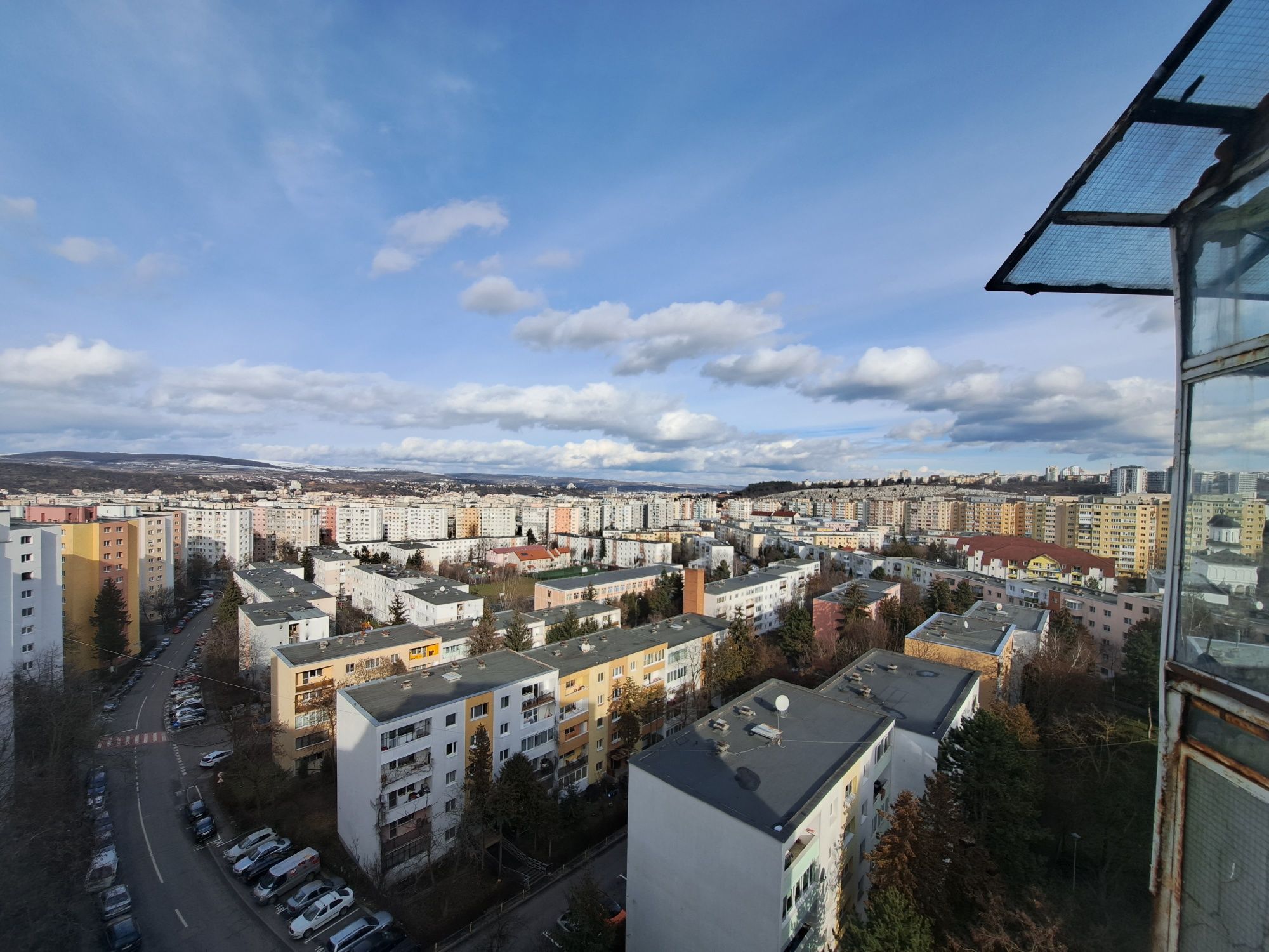 Comision 0, apartament 4 camere Manastur - La terenuri