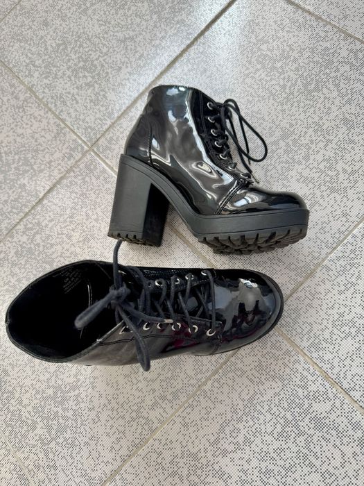 Botine H&M Divided
