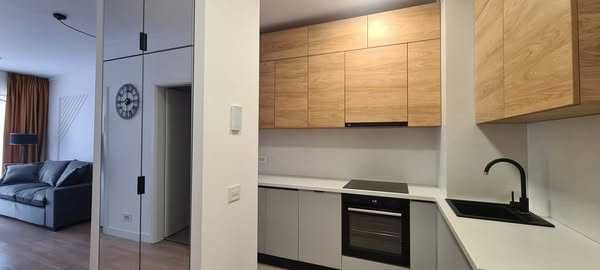 Marmura / Pajura / 2 camere / complex / parcare / comision 0