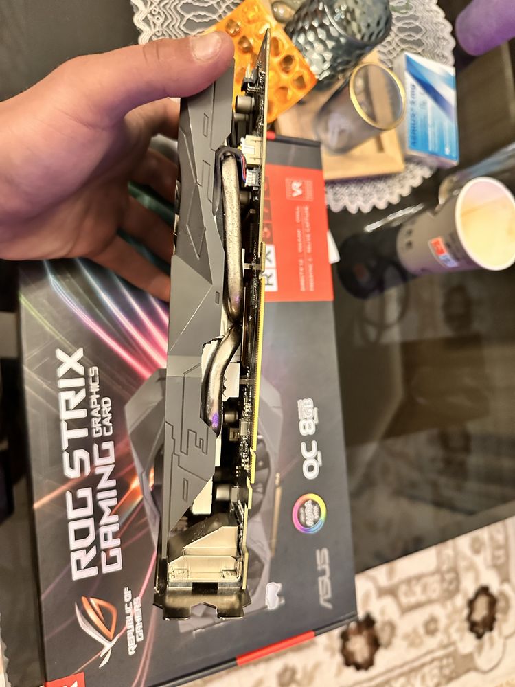 Asus rog RX570 8gb
