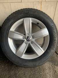 Jante Originale  VW Tiguan R 17 Noi ! Anvelope Noi BRIDGESTONE !