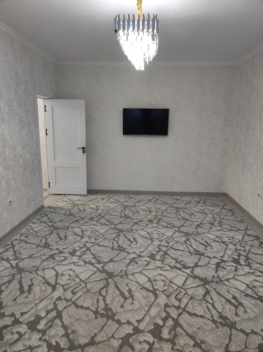 2 хонали уй ижарага берилади. Сдается двухкомнатная квартира.