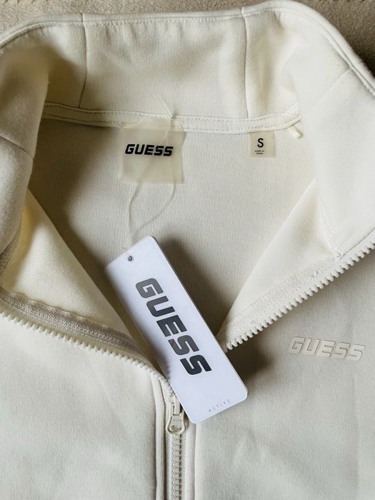 Дамска горница Guess-S размер НОВА