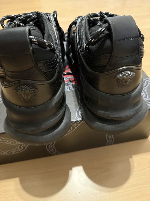 Versace Chain Reaction marime 42