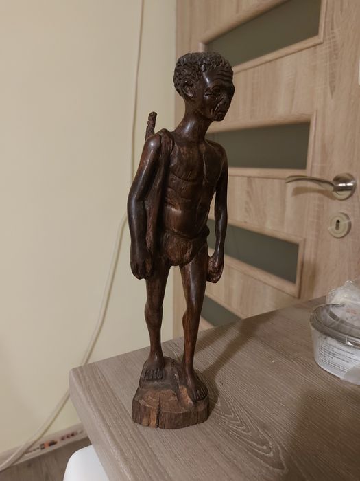 Бушменът от Боговете сигурно са полудели, статуетка!