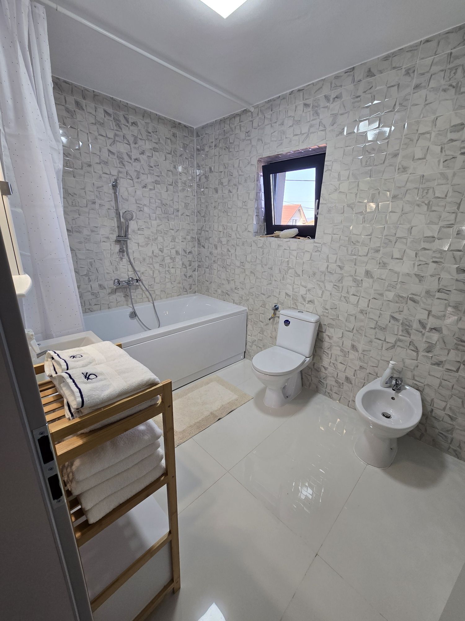 Cazare Casa Regim Hotelier 3 dormitoare