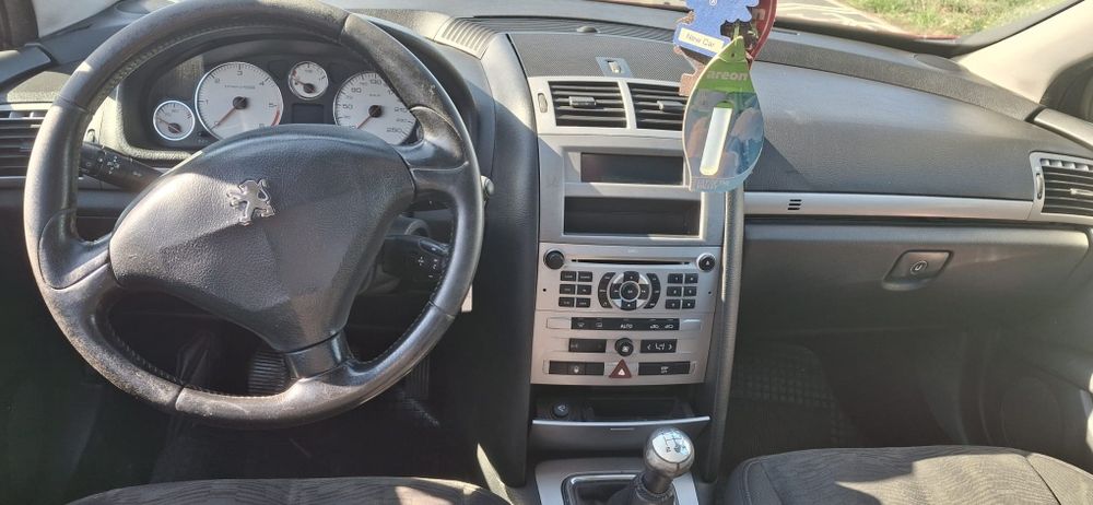 Vând Peugeot 407