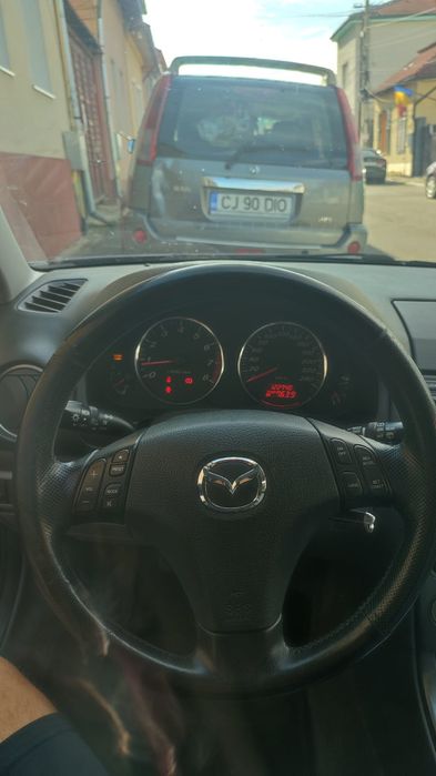 Vând Mazda 6 3000 e negociabil