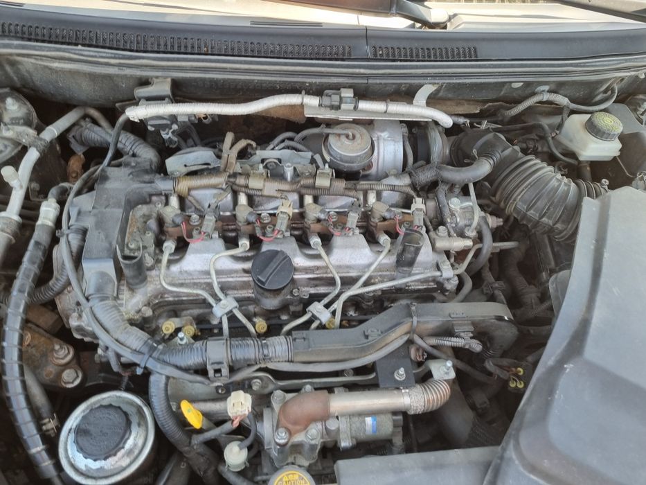 Dezmembrez Toyota Avensis 2.2 Dcat 177 cp