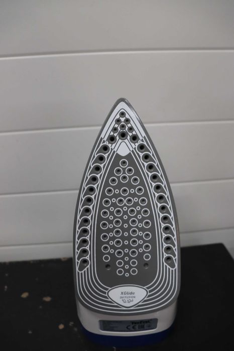 Парна ютия Tefal Express FV2838, 2400 W за бързо нагряванe