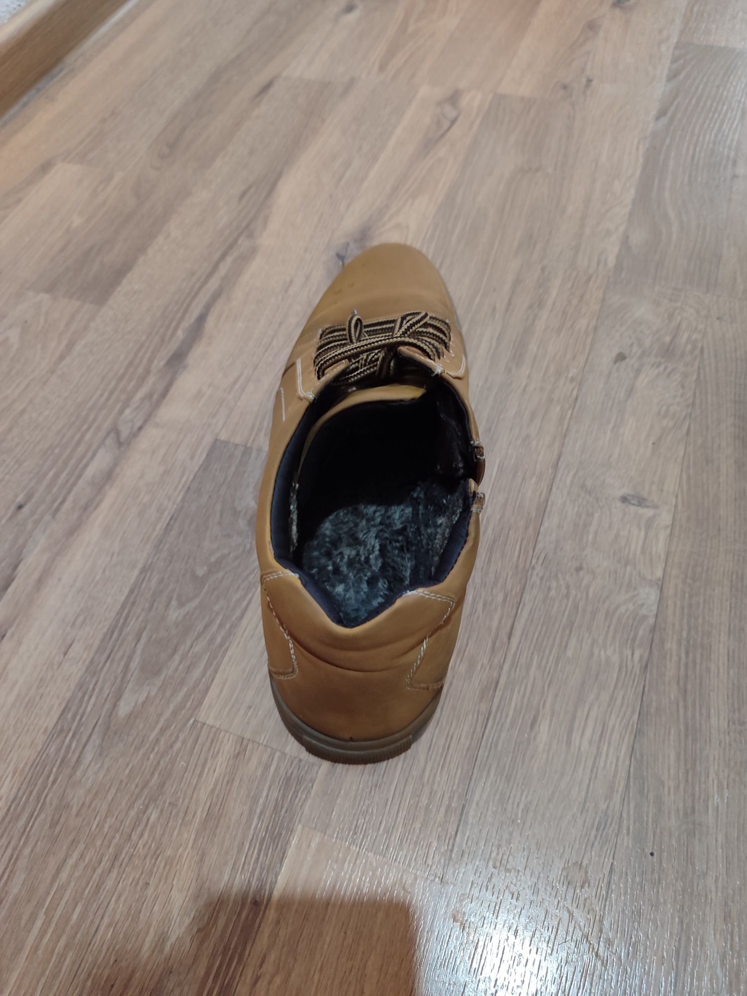 Весенние ботинки Desay (42 размер; молния)