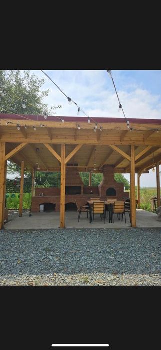 Pensiune si balta de vanzare